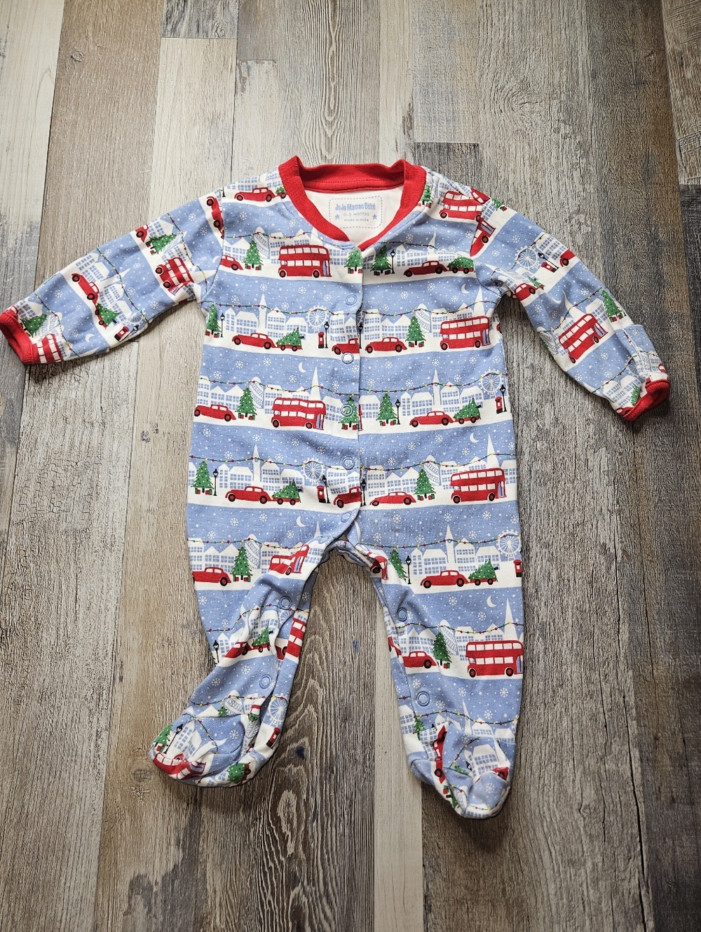 Jojo Maman Bebe 0-3 Months London Christmas Footie Snap Front